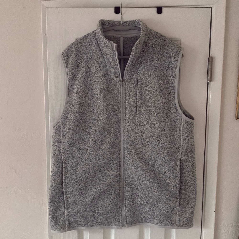 Lululemon Sojourn Knit Vest Size XL